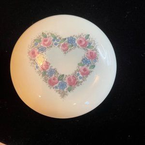 Romaull OTOGIRI HEARTS/FLORAL Round Trinket Box Dainty Blues/Pinks